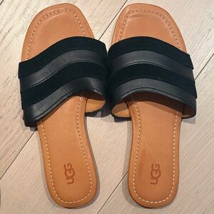 UGG Women's Black and Tan Slide Sandals